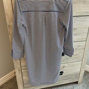 Vineyard vines dress